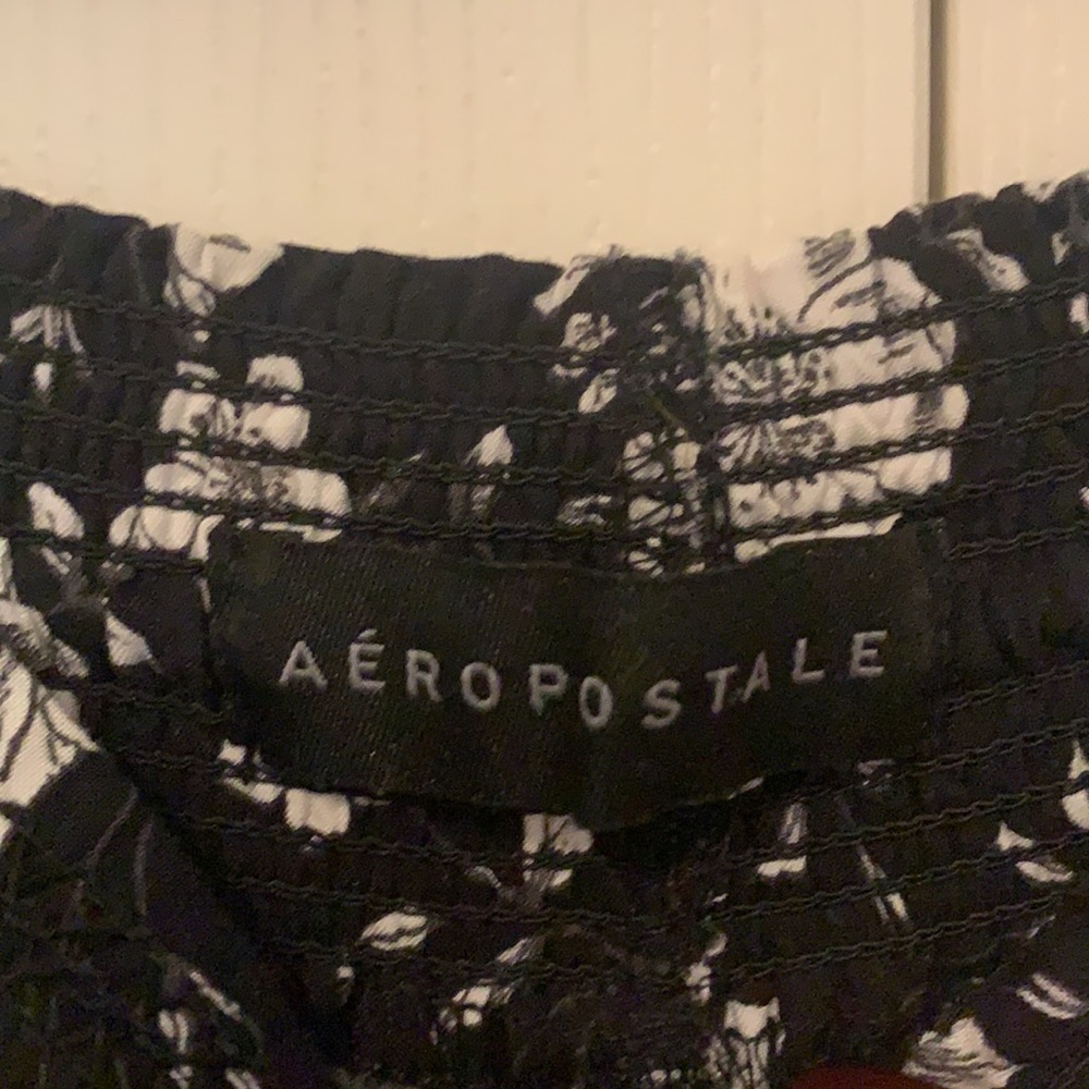 Aeropostale Black Floral Print Pants - Picture 3 of 3